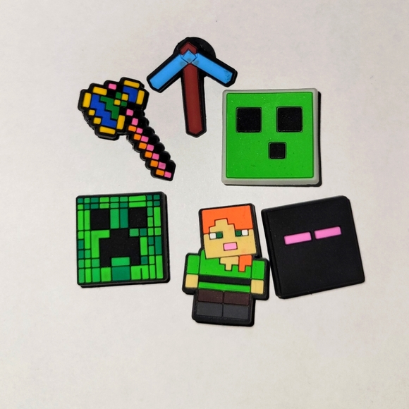 Jibbitz Other - 6 Assorted Minecraft Jibbitz Charms